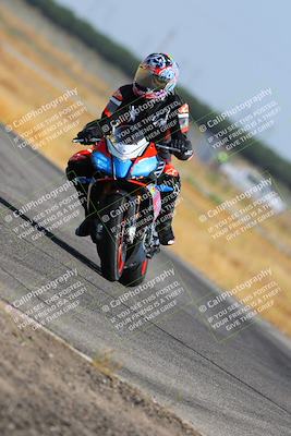 media/May-22-2023-Fastrack Riders (Mon) [[ae7626d9d8]]/Level 1/945am (Sweeper)/